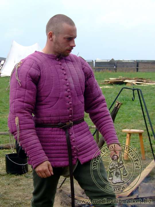 gambeson_type4_0 .jpg